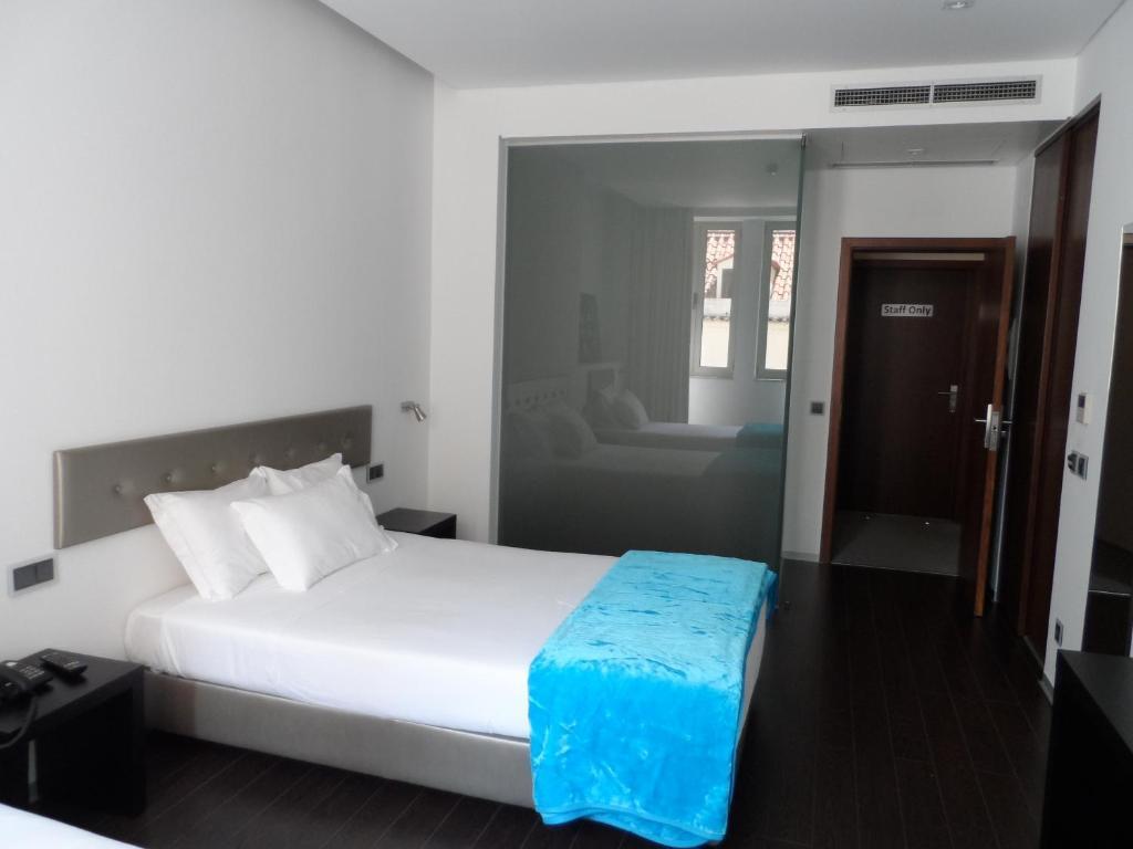 Lazza Hotel Figueira da Foz Zimmer foto